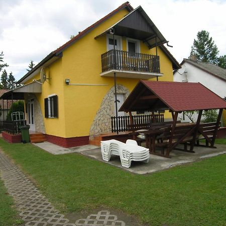 Holiday home in Balatonmariafürdo 19426 Dış mekan fotoğraf