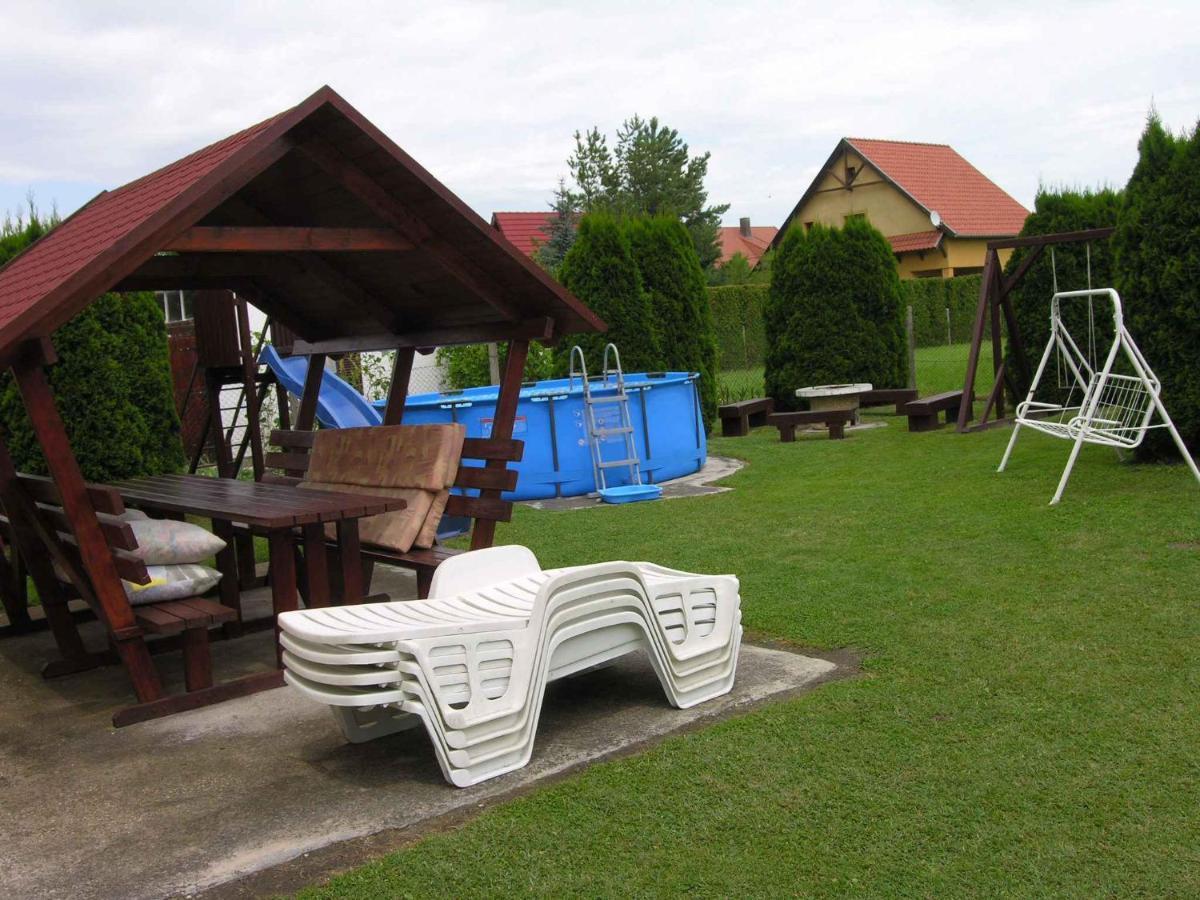 Holiday home in Balatonmariafürdo 19426 Dış mekan fotoğraf